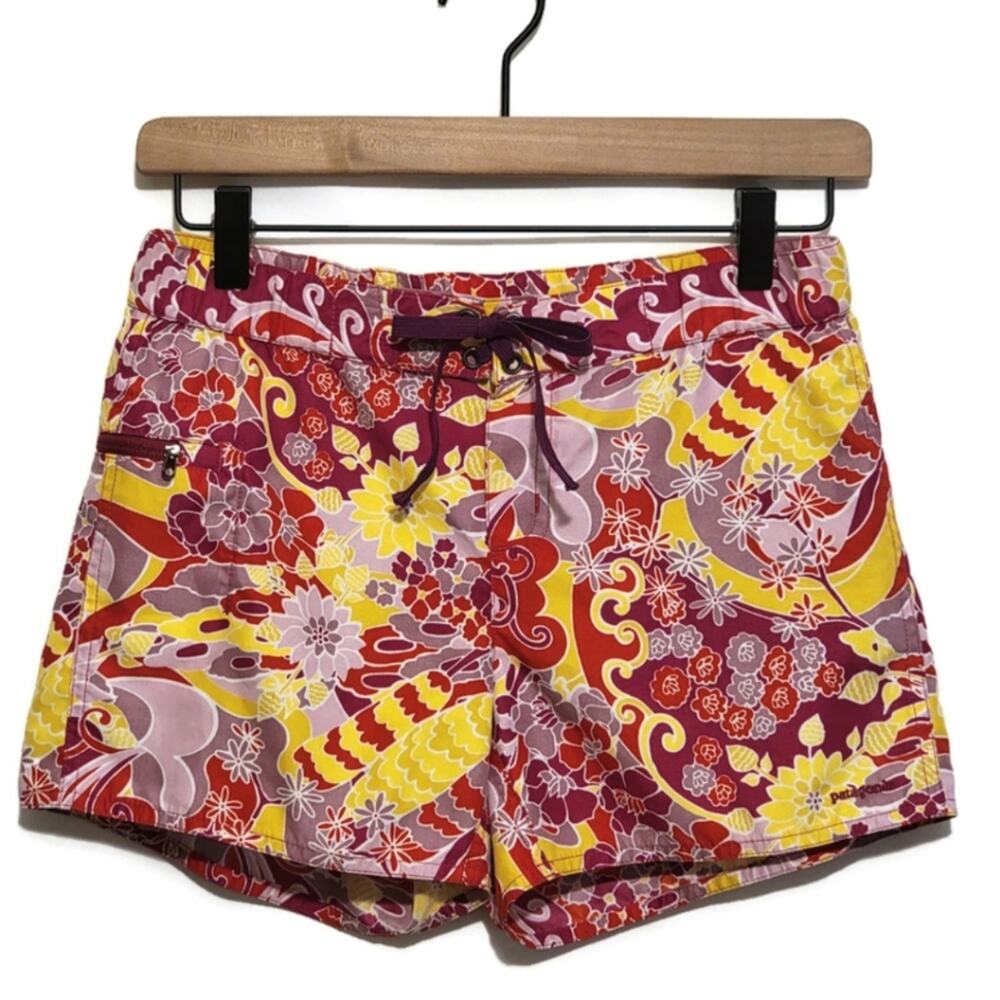 Patagonia Girls Floral Tropical Red Pink Yellow Shorts Size L